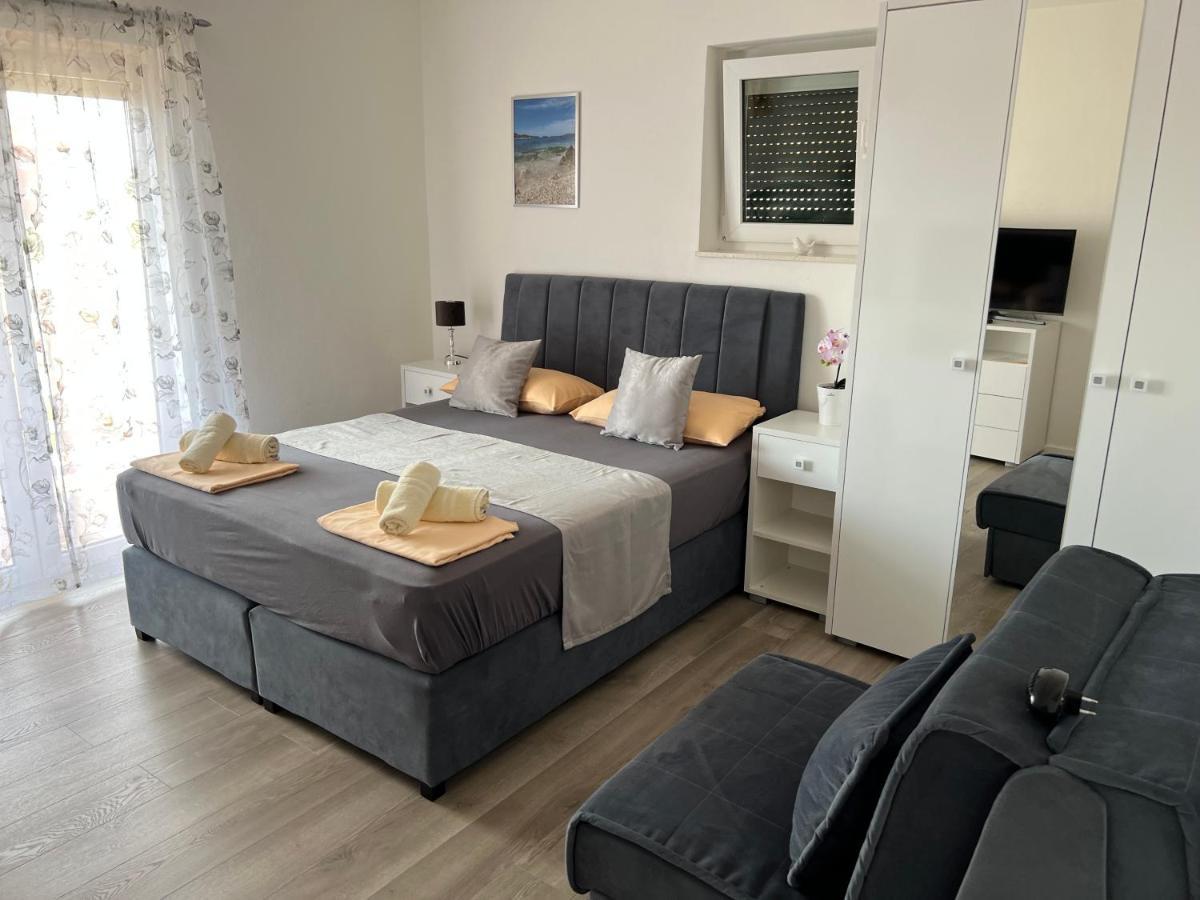 Apartments Villa Zdrava Trogir Zewnętrze zdjęcie