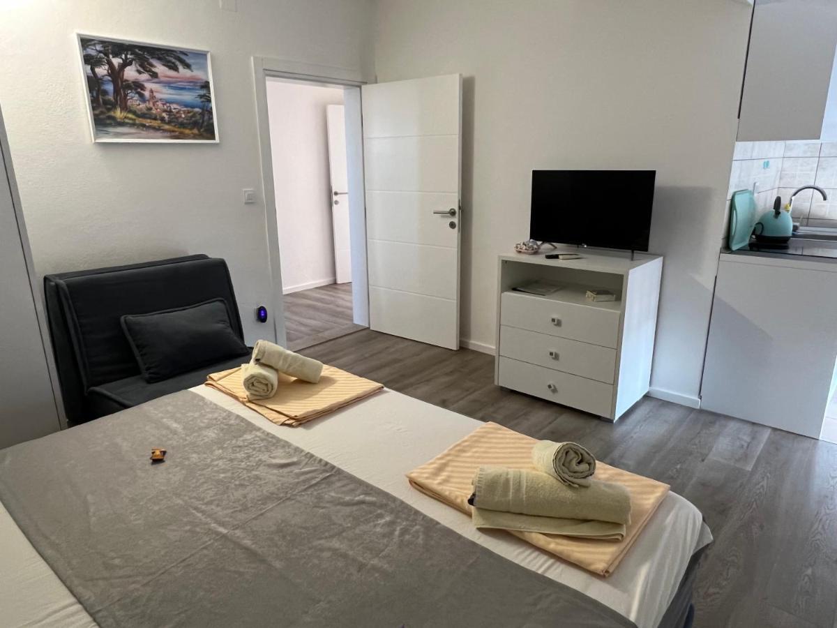 Apartments Villa Zdrava Trogir Zewnętrze zdjęcie