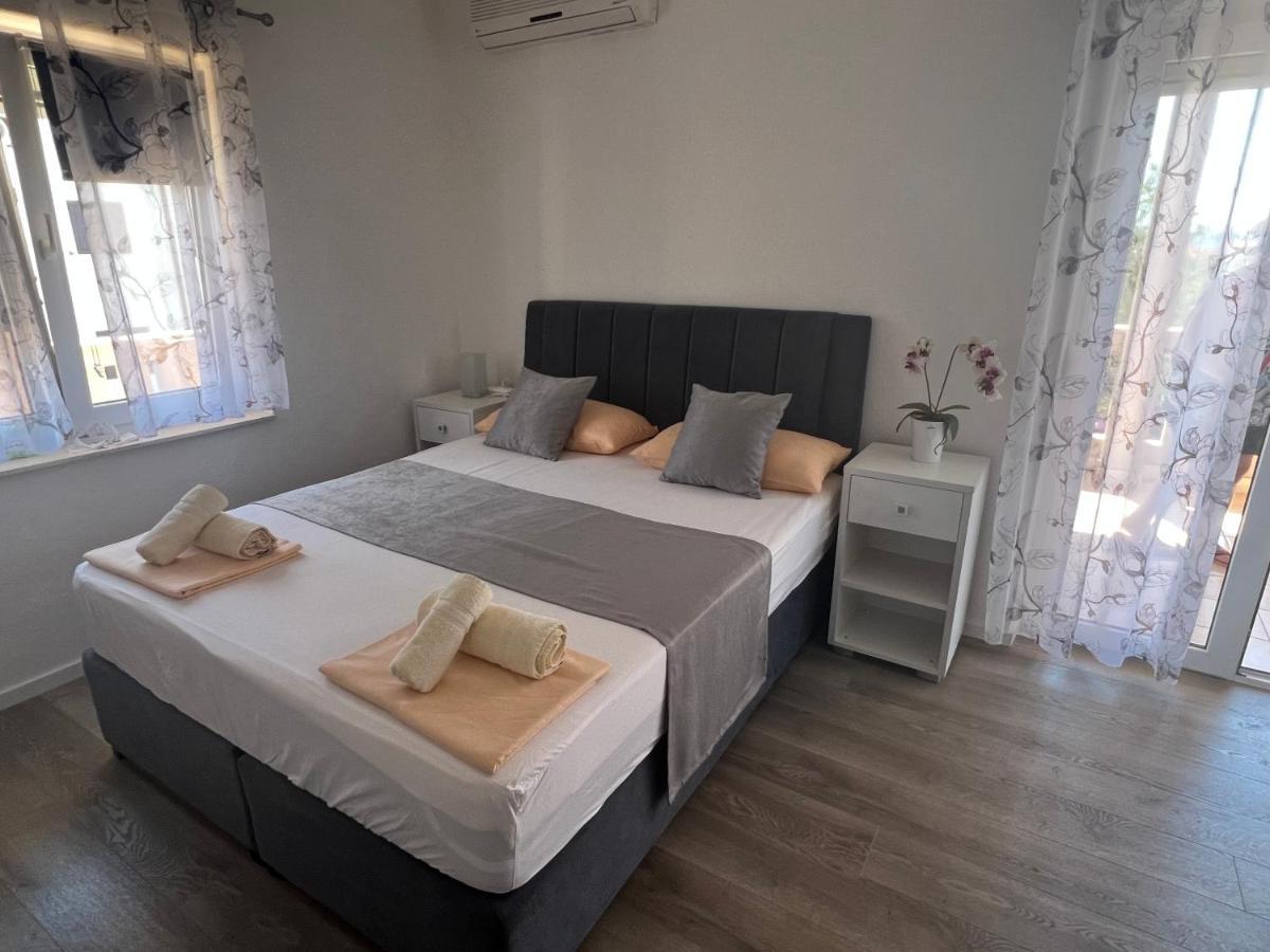 Apartments Villa Zdrava Trogir Zewnętrze zdjęcie